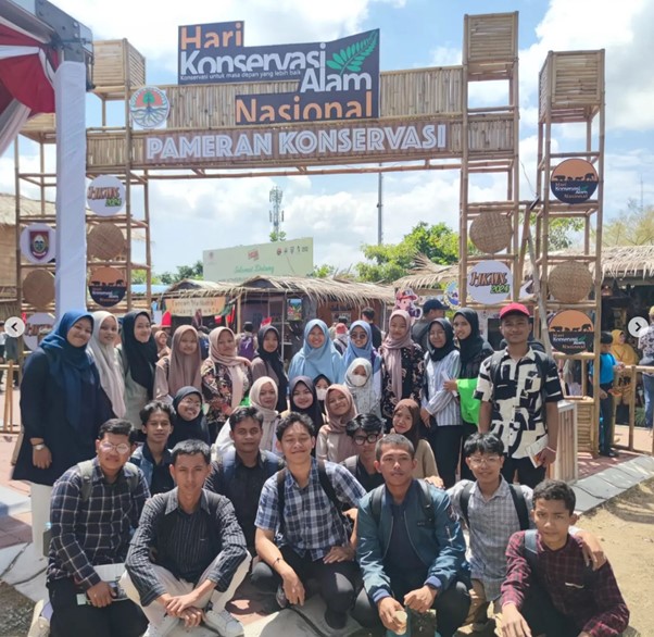 Kuliah Lapangan: Implementasi Kurikulum MBKM di Program Studi Ilmu Lingkungan